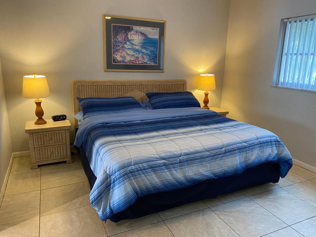 Hideaway Waterfront Resort Cabo Coral Exterior foto